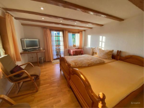 Room in Guest room - Small holiday cottage
